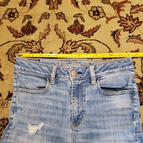 American Eagle Hi-Rise Jegging Distressed 8 Light - Picture 12 of 15